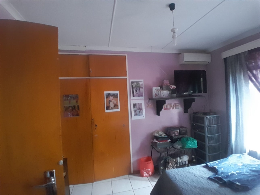 4 Bedroom Property for Sale in Kathu Northern Cape